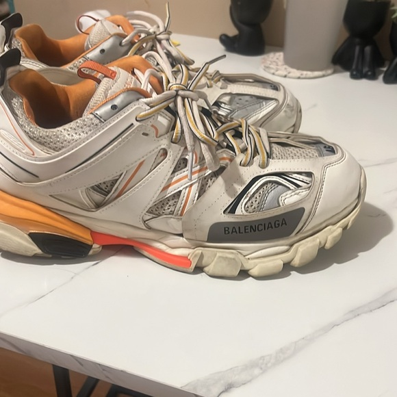 Balenciaga tracks fit 10 through 13 Cashapp only I dont have PayPal or anything - Picture 2 of 6